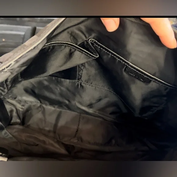 Burberry Men’s Messenger Bag / Charcoal